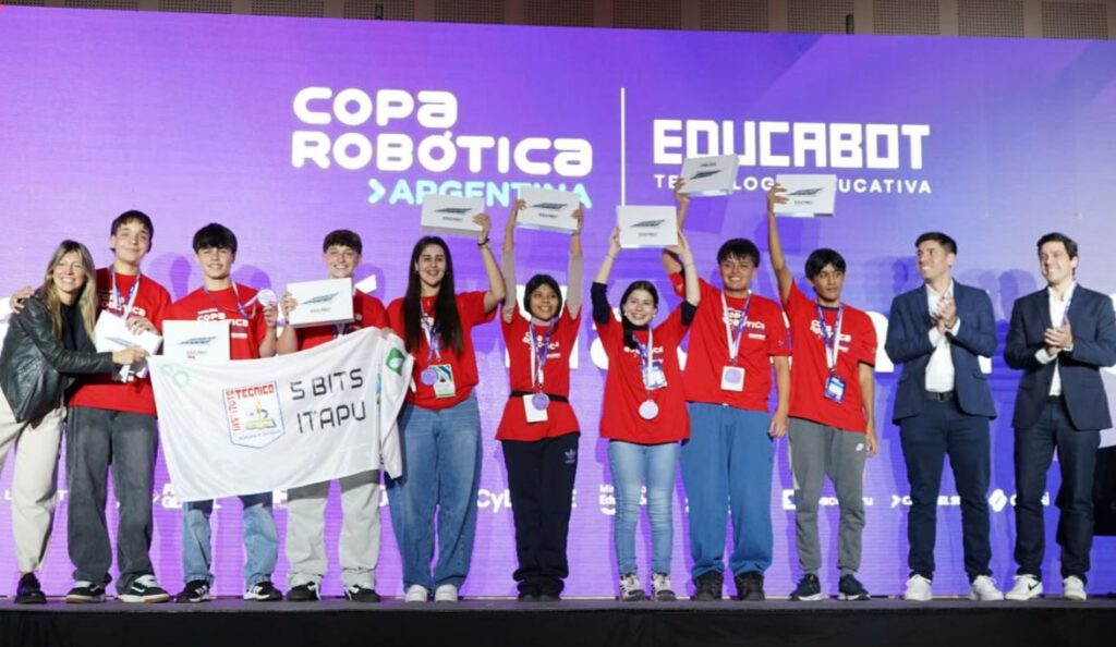 Dos escuelas cordobesas participaron de la gran final de la Copa Robótica Argentina 2025 en Neuquén