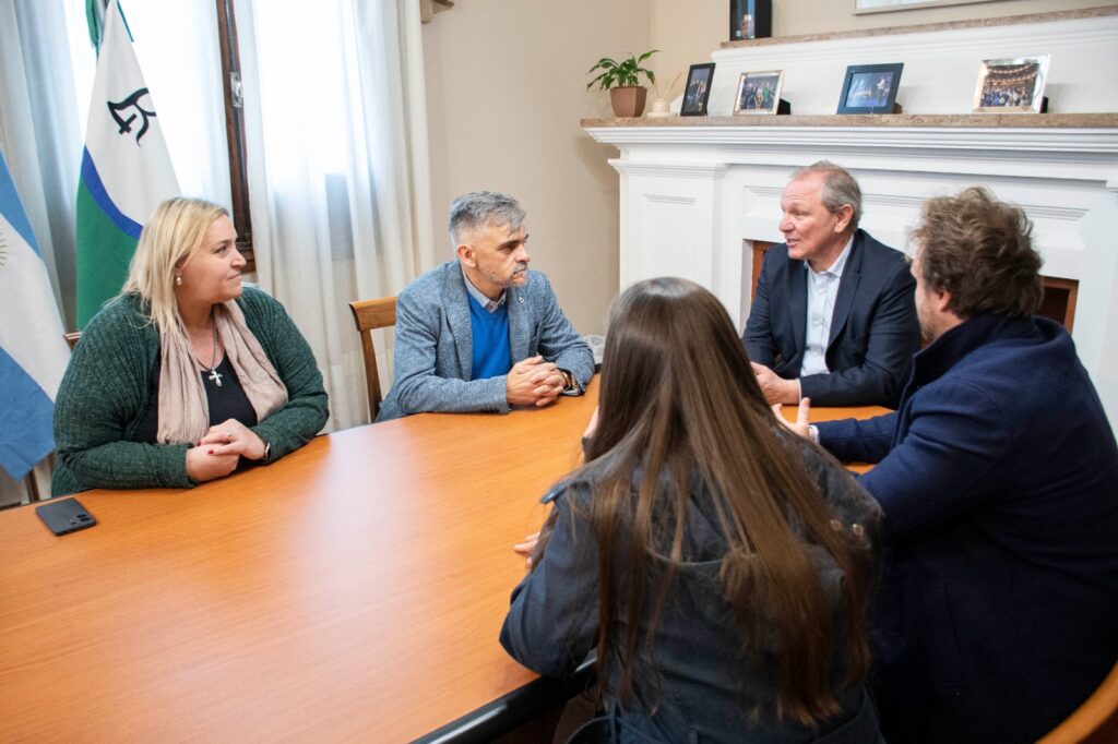 De Rivas recibió a las autoridades de la Universidad Católica y se afianza el trabajo conjunto