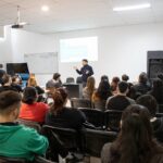 Con gran demanda, se multiplican los cursos para obtener la primera licencia de conducir