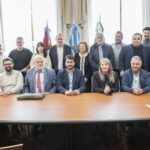 De Rivas firmó el convenio con Aerolíneas Argentinas y regresan los vuelos a la ciudad