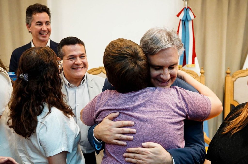 En Villa María, la Provincia fortalece el sistema de salud con nuevos vehículos sanitarios