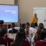 Estudiantes de secundaria podrán acceder a cursos de tecnología como parte de su formación práctica