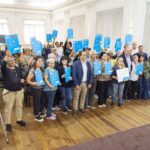 Tras una larga espera, 28 familias de Barrio Río Limay recibieron sus escrituras