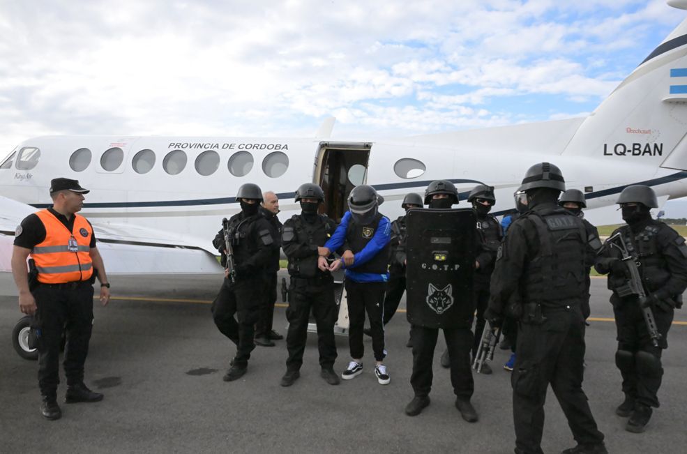 El Servicio Penitenciario trasladó dos internos de alta peligrosidad a cárceles de máxima seguridad Federal