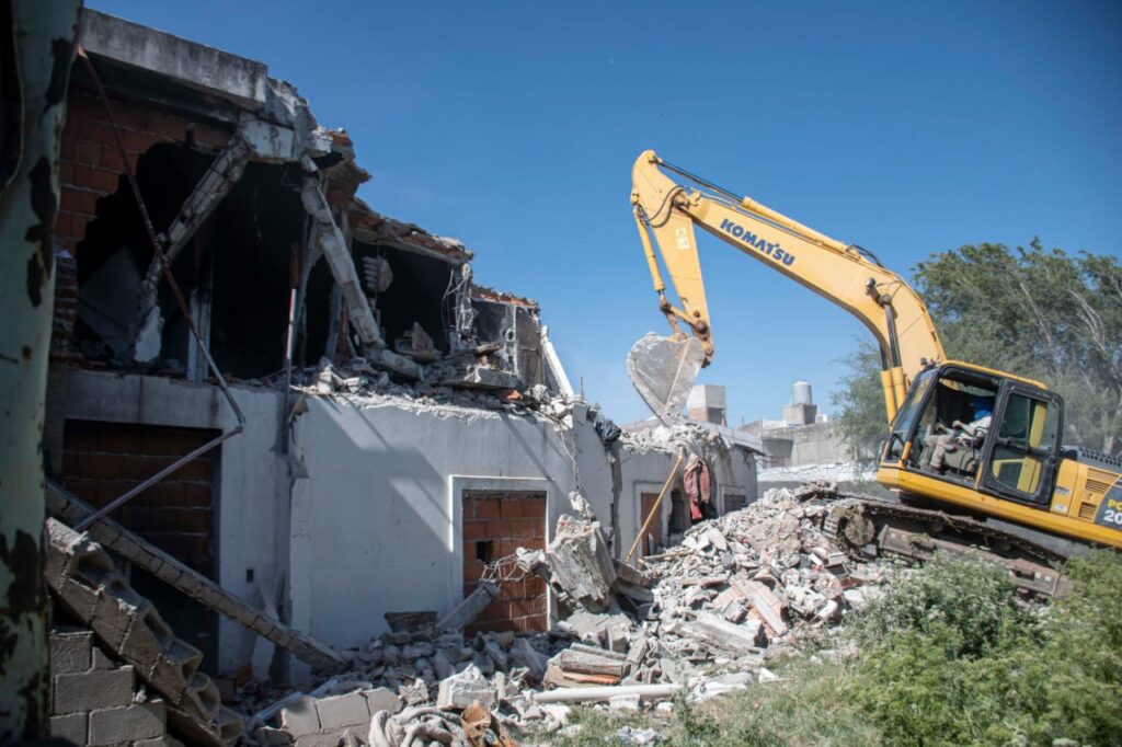 Demolición de inmueble para mejorar la seguridad del sector