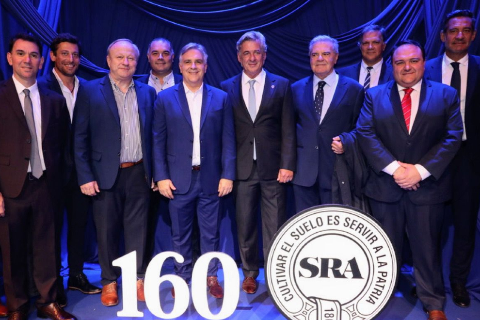 Llaryora participó del inicio de las celebraciones por el 160° aniversario de la Sociedad Rural Argentina