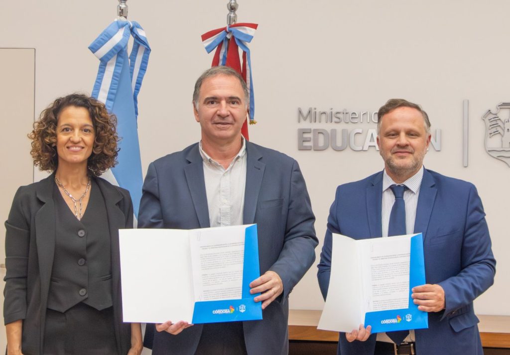 Educación y la Universidad Nacional de Río Tercero firmaron un convenio para fortalecer la formación, la investigación y la vinculación territorial