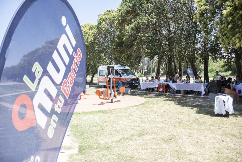 La Muni en Tu Barrio estuvo en el IPV Banda Norte con una radio abierta por la inclusión