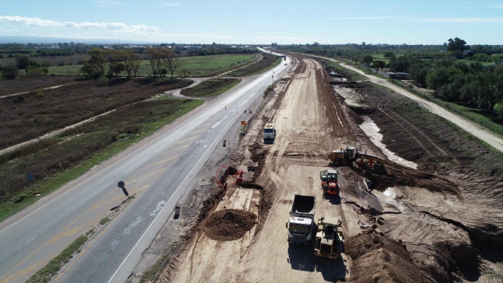 Córdoba lidera la inversión vial en Argentina y concentra más del 20% del total nacional