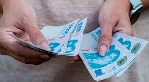 Ayer lunes los jubilados provinciales cobraron el bono bimestral de $100 mil