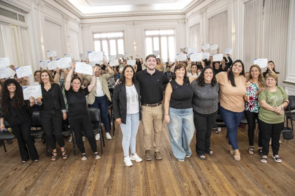 Trama Emprendedora cerró sus talleres en un año con excelente participación