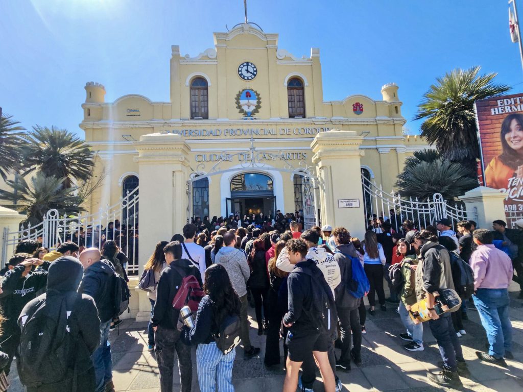 Calidad institucional y decisión política: en menos de dos años, la UPC gestionó la validez nacional de 36 carreras