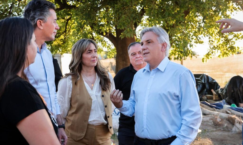 Villa María: Llaryora supervisó la construcción de la primera Escuela de Oficiales del interior