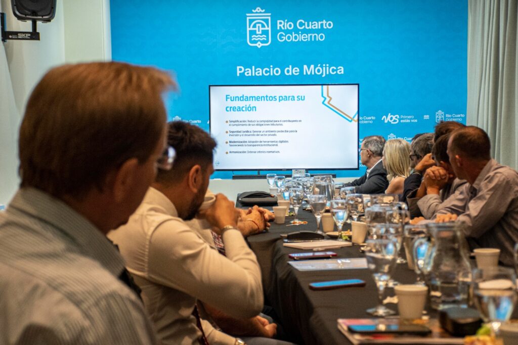 Río Cuarto fue sede de un encuentro para avanzar en la armonización y simplificación tributaria municipal