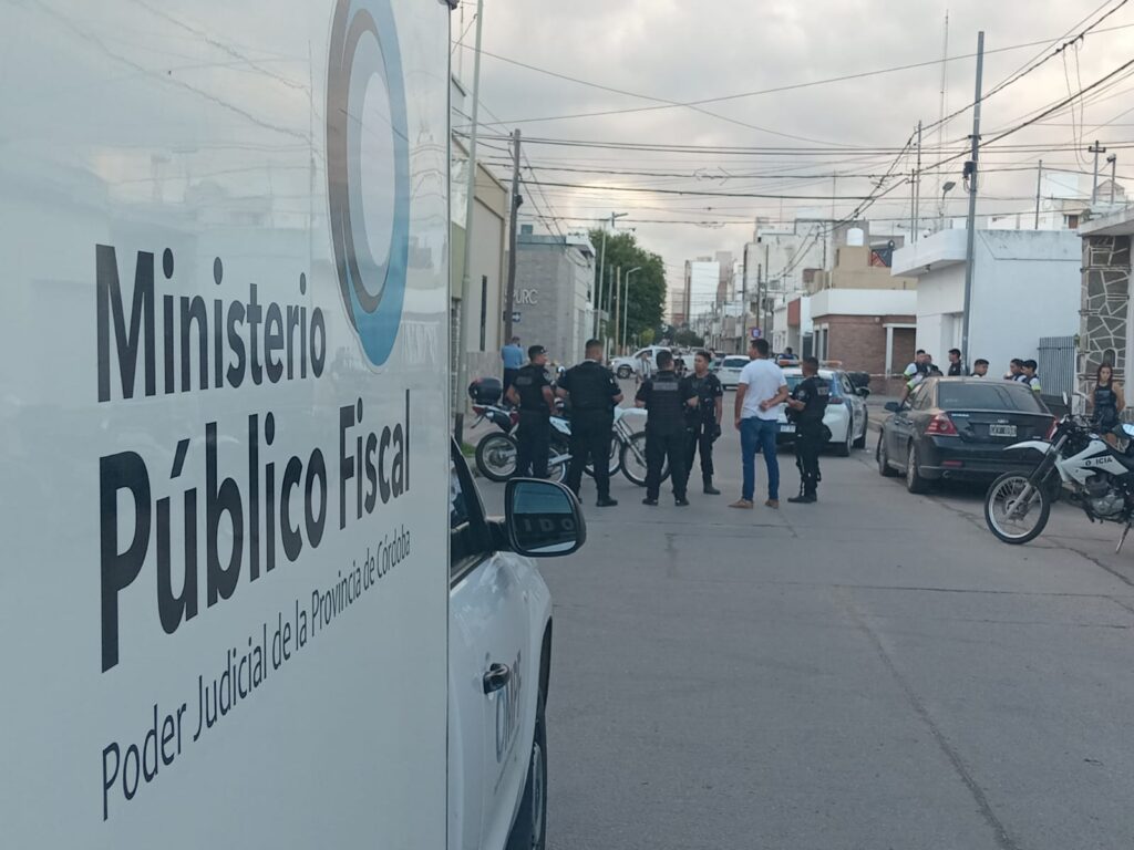 Detención por Violencia Familiar, disparos de arma de fuego y resistencia a la autoridad