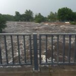 Cierran puentes entre Mina Clavero y Cura Brochero por crecida del río