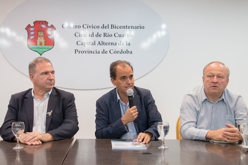 Educación: El ministro Ferreyra se reunió con la Comunidad Regional Río Cuarto