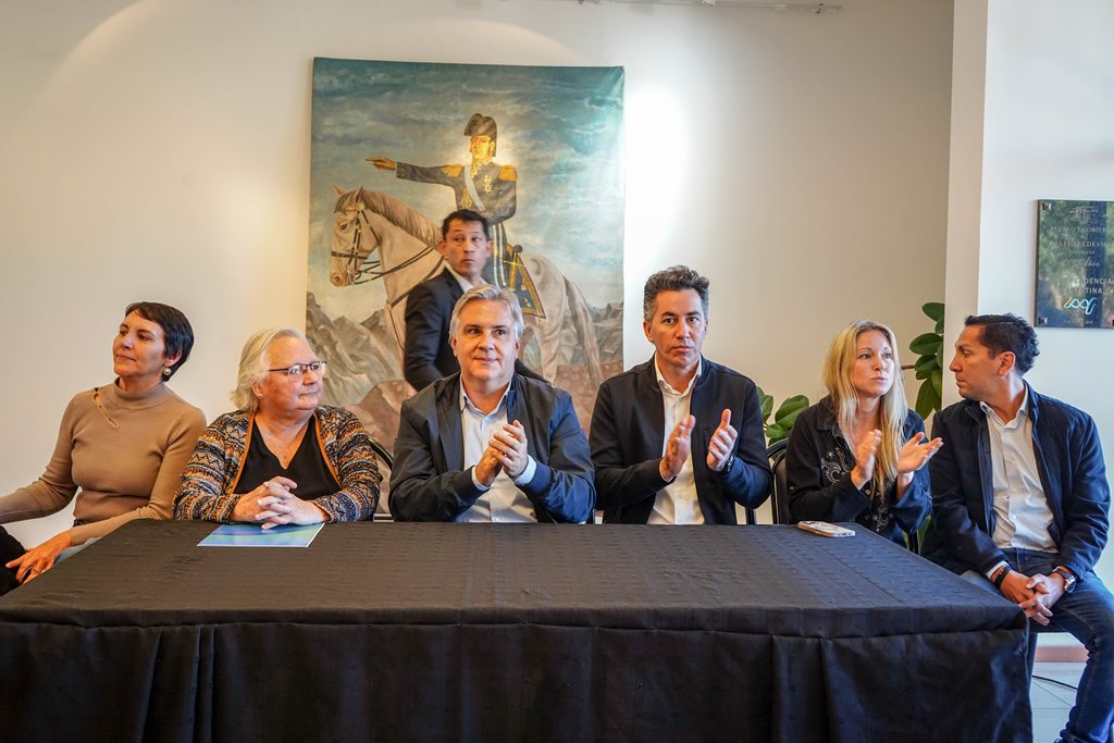 Llaryora finalizó la gira por el departamento Marcos Juárez visitando Guatimozín, Arias y Alejo Ledesma