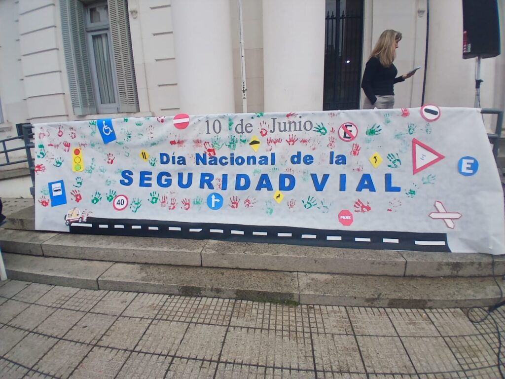 Día de la Seguridad Vial: estudiantes participaron de una jornada de concientización en el Salón Blanco
