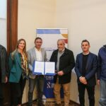 El Ministerio de Justicia y Trabajo y el Colegio de Agrimensores firmaron un acuerdo para facilitar la regularización de títulos