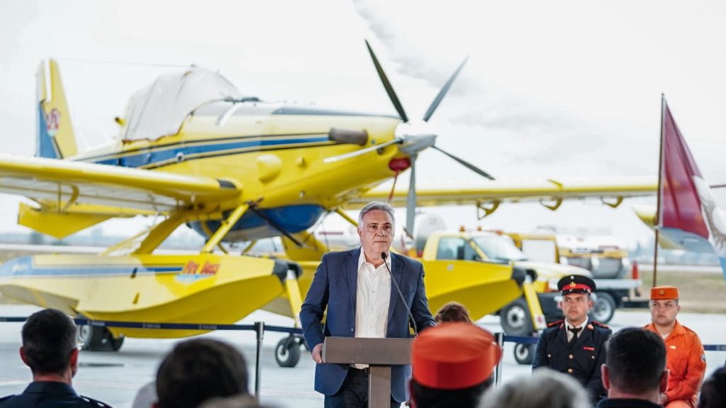 Lucha contra el fuego: Córdoba suma tres aeronaves y fortalece la mayor flota aérea contra incendios de Argentina