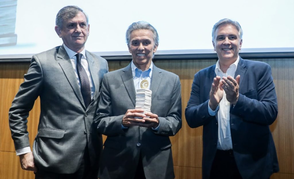 Llaryora participó de la entrega de los Premios Perfil Córdoba 2026