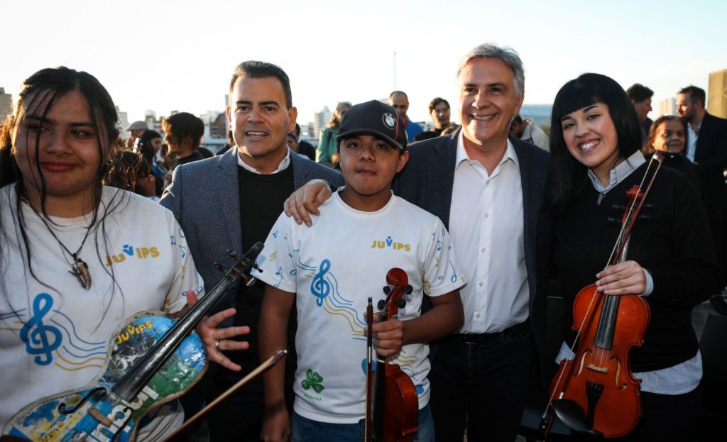 Impulso a la cultura comunitaria: Llaryora anunció un refuerzo económico adicional para espacios de toda la provincia