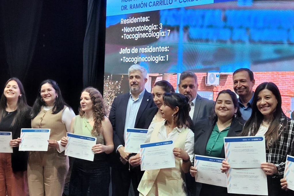 Residencias en salud: 180 nuevos profesionales completaron su formación