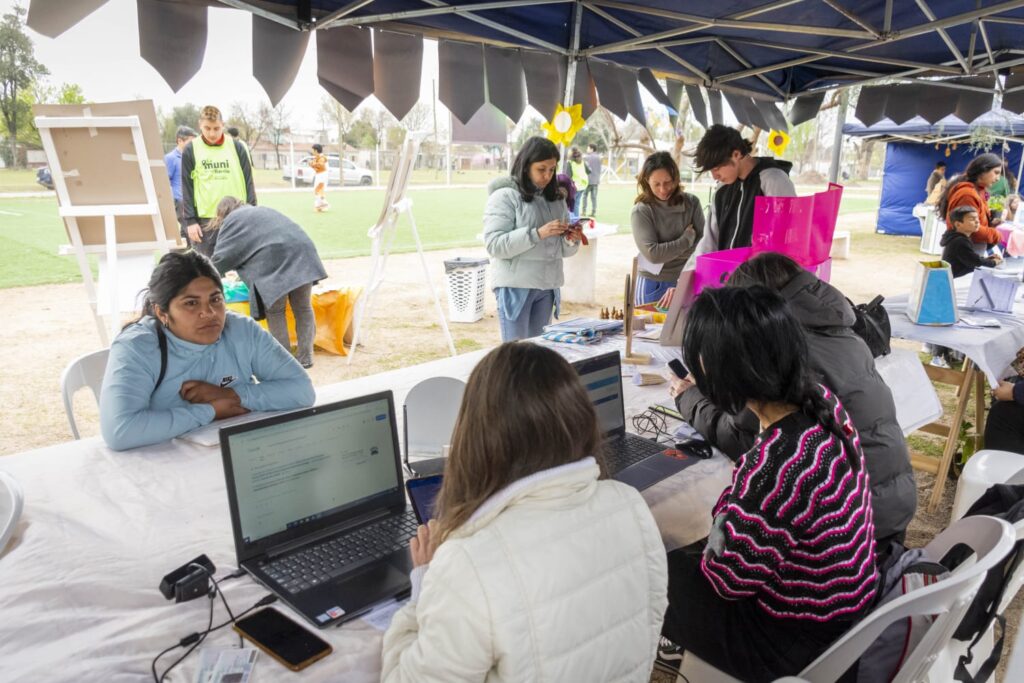 La Muni en tu Barrio desplegó sus servicios en el CIM Padre Mugica