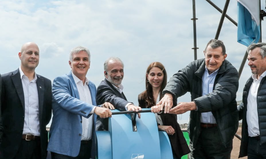 Llaryora participó de la inauguración del Parque Solar de Grupo Dinosaurio en Deán Funes
