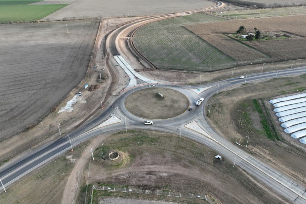 Ruta Provincial 10: pavimentan 60 kilómetros para fortalecer la conectividad vial en el sur cordobés