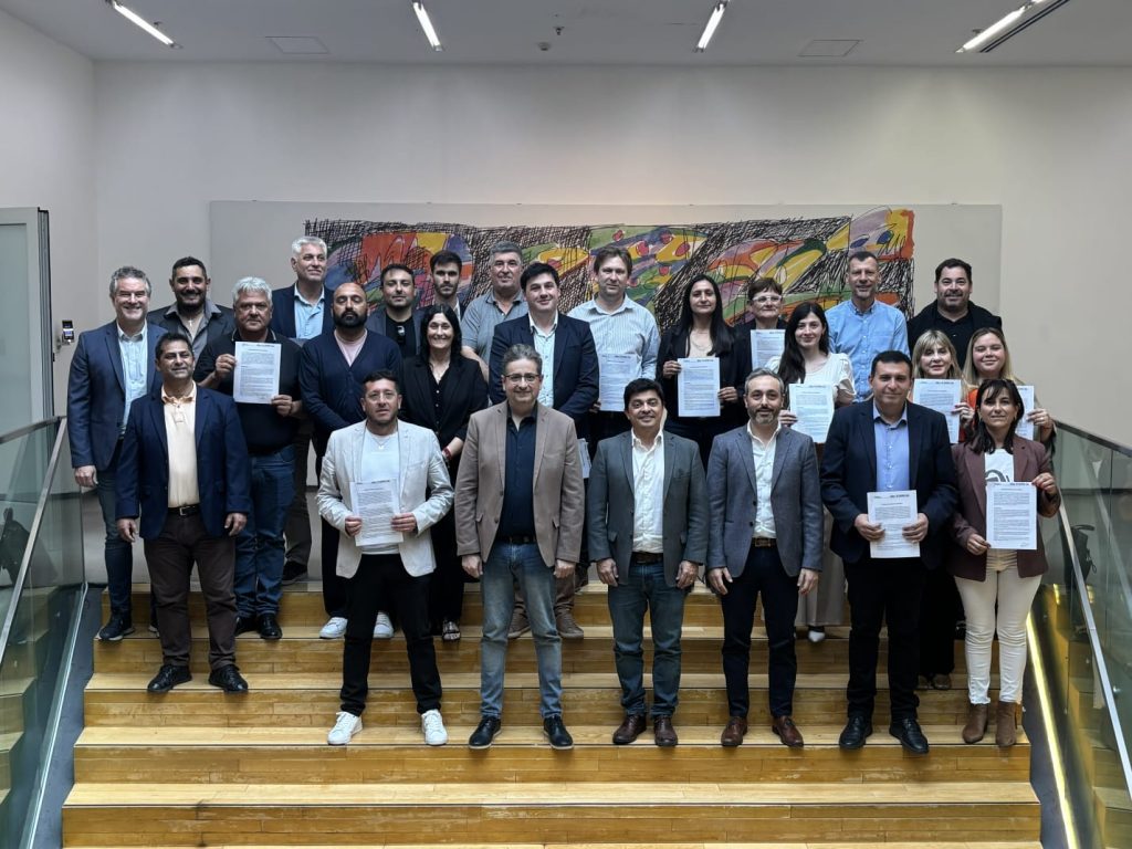 La Provincia impulsa la construcción de 246 viviendas e infraestructura en diferentes puntos del territorio cordobés