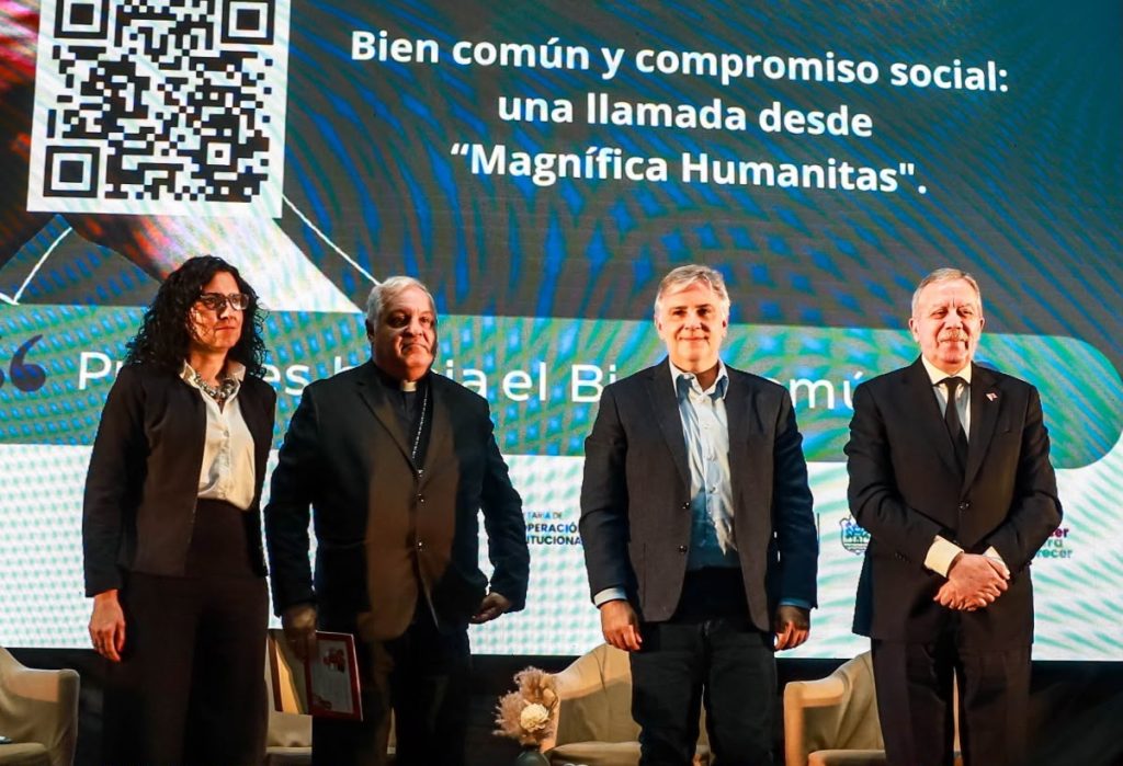 Llaryora participó de la apertura oficial de la Semana Social 2026