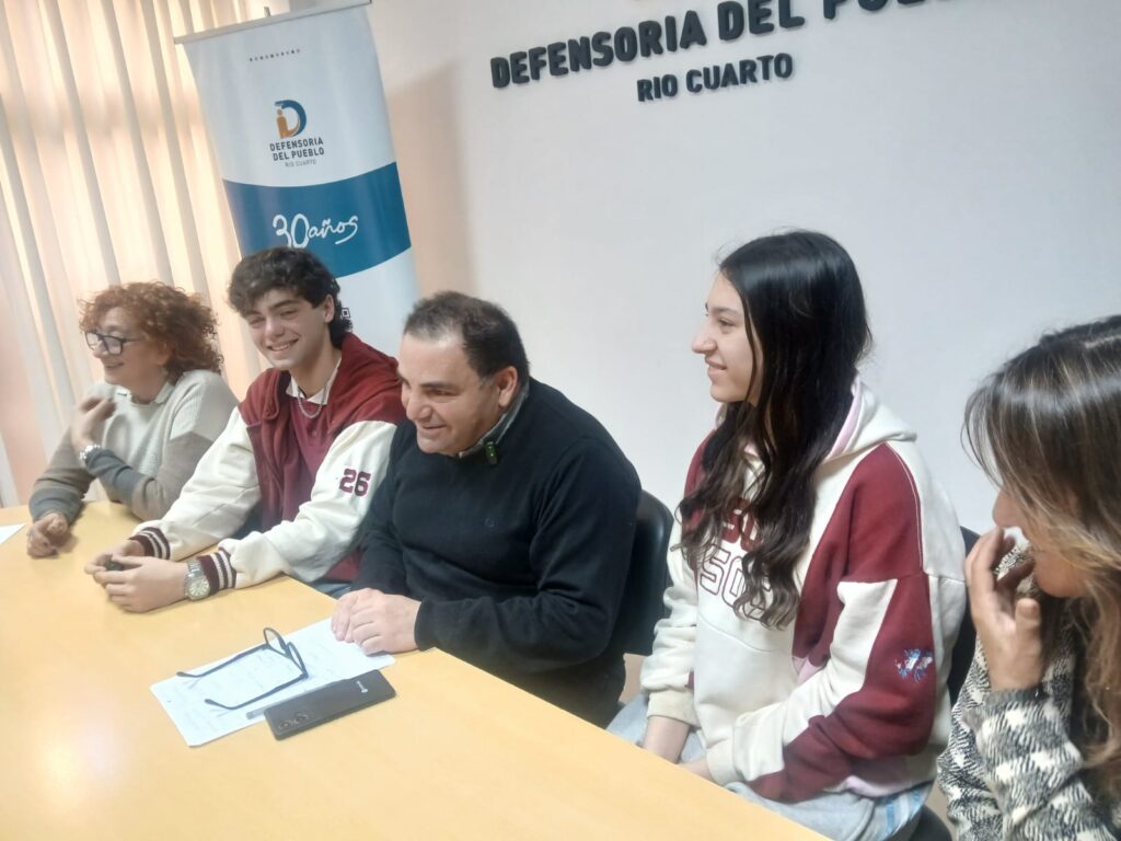 La Defensoría del Pueblo presentó el programa “Facilitadores Escolares” en Río Cuarto