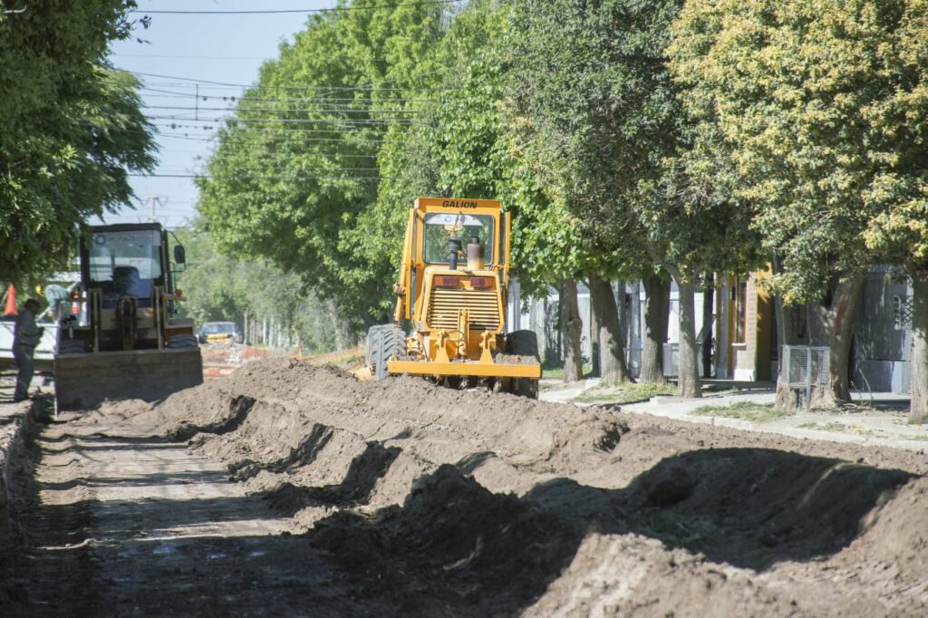Avanzan los operativos de mantenimiento y arreglo de calles en distintos sectores de la ciudad