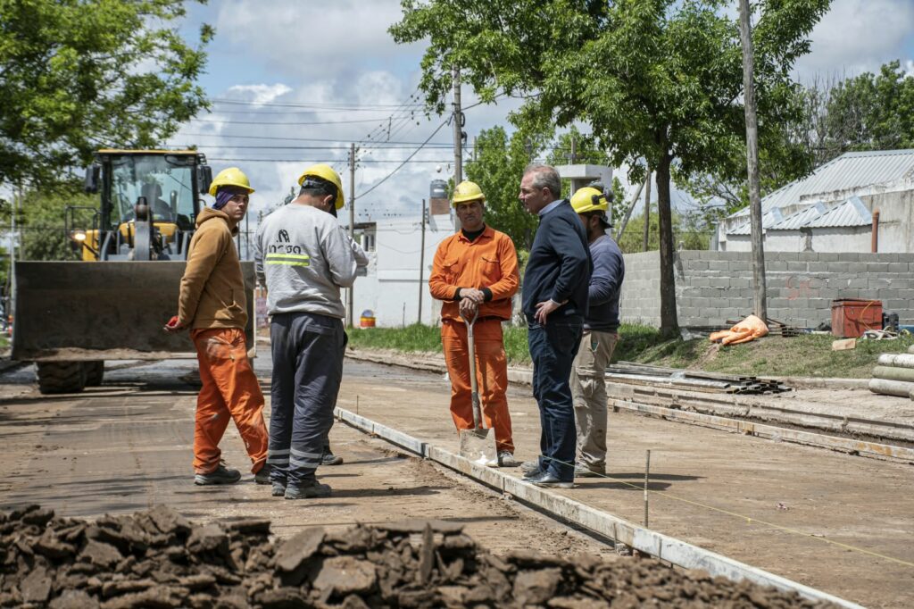 Comenzaron nuevos frentes de pavimentación en el sector sur de la ciudad