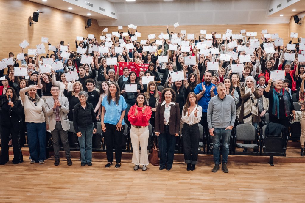 Nueva longevidad: 169 personas completaron una diplomatura en gestión y liderazgo