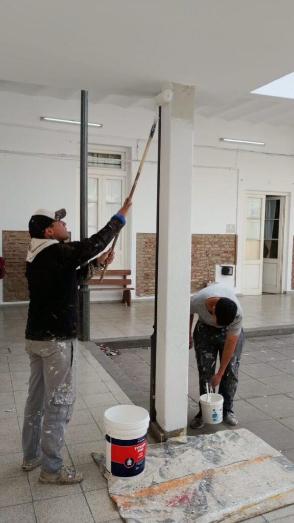 El Gobierno de Río Cuarto fortalece la infraestructura educativa con obras y mantenimiento en 26 escuelas de distintos niveles