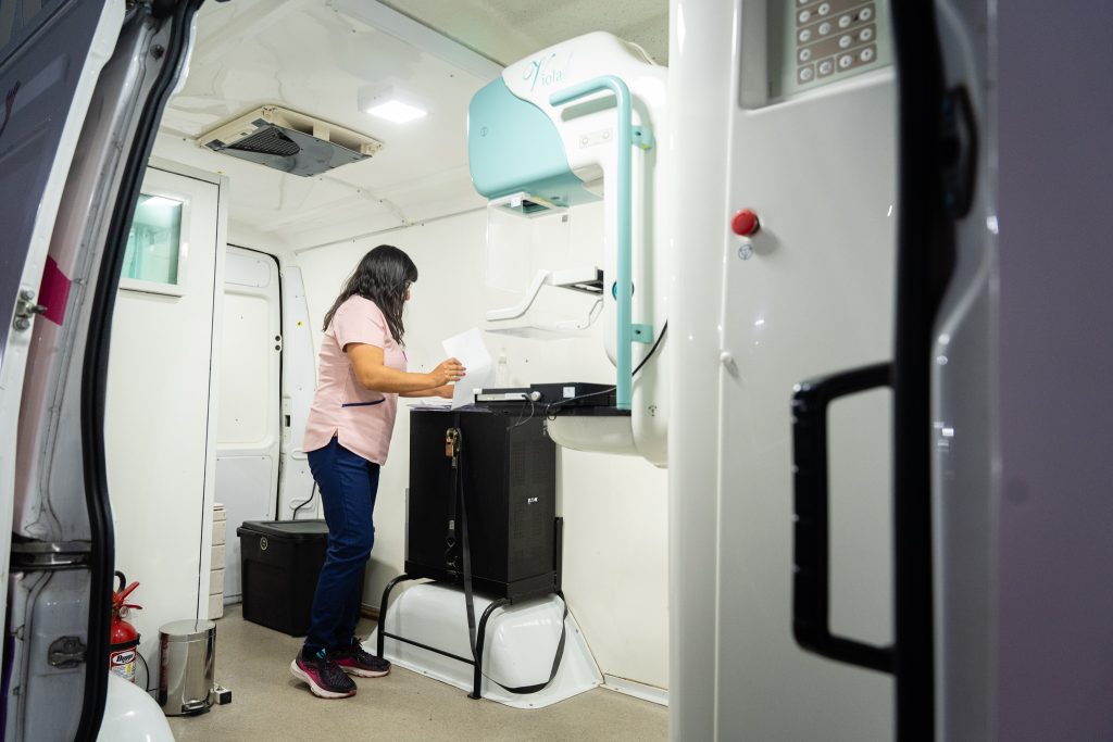Córdoba Rosa: Salud promueve los controles ginecológicos y mamarios durante octubre